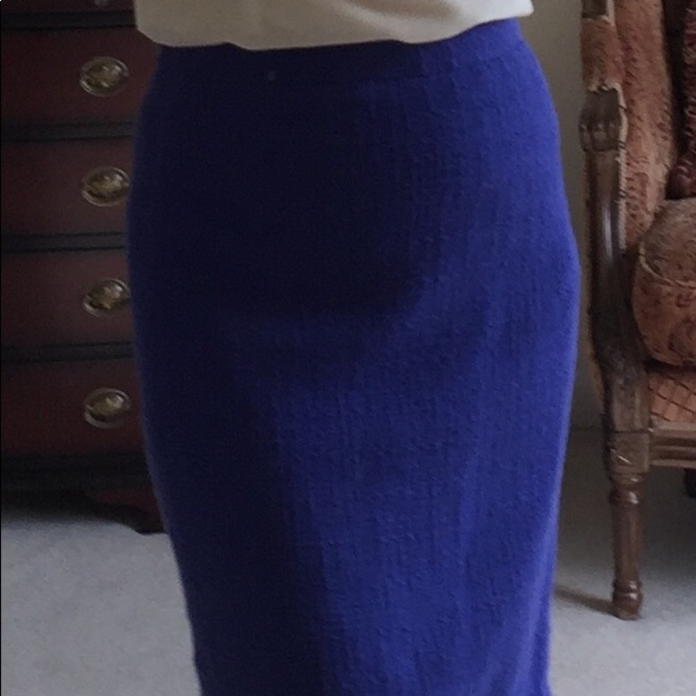 JCrew Textured Tweed Pencil Skirt with Fringes - Picture 3 of 15